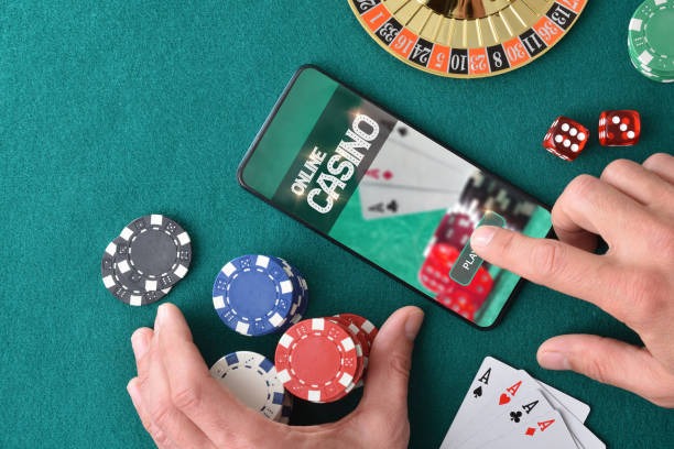 Ikon aplikasi pedia303 di layar beranda perangkat Android menampilkan beragam permainan slot dan live casino