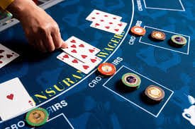 Meja Free Bet Blackjack di pedia303 dengan dealer profesional